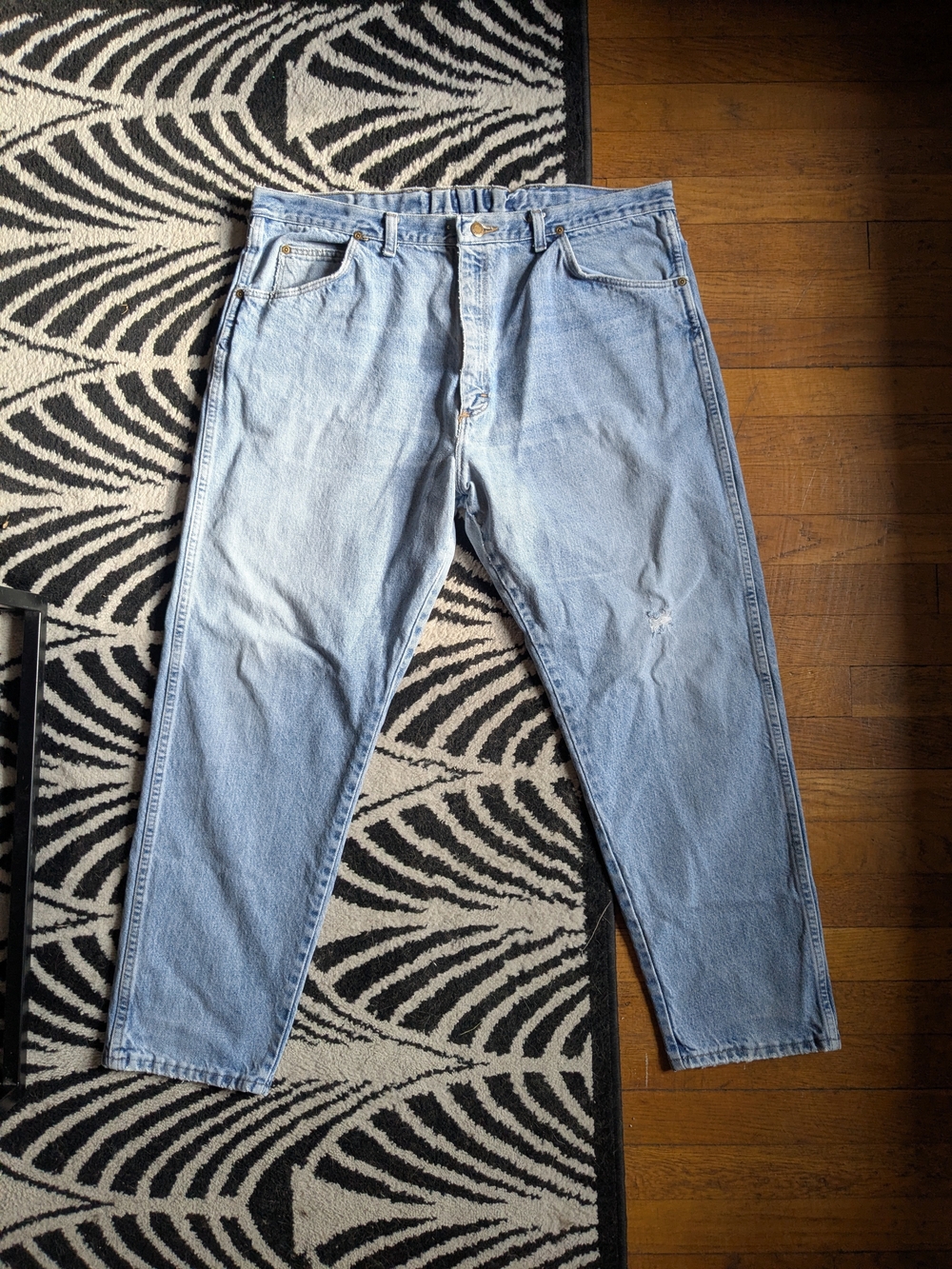 1990s Light Wash Wrangler's Jeans